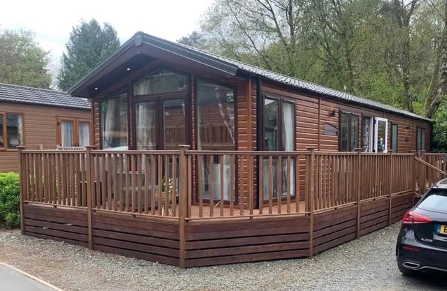 Stunning 3-Bed Lodge in Windermere