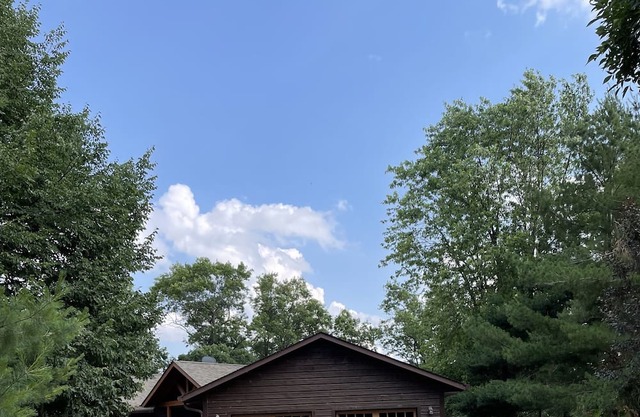 Voyager Village Cabin. Perfect for a family gathering or a golfer's retreat.