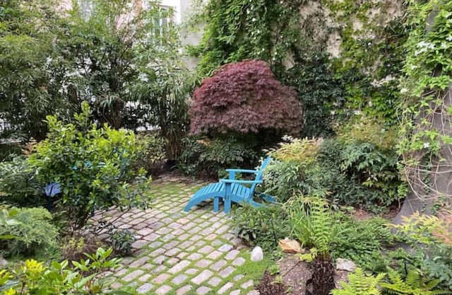 An unique countryside house in Paris