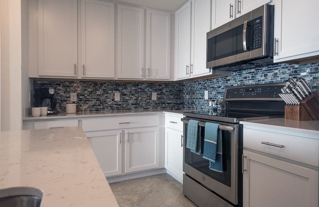 Breathtaking view from the 2nd floor to the Manatee River!