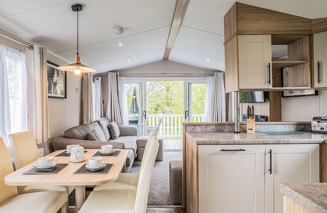 These 2-bedroom gold caravans sleep up to 6 with an optional sleeper sofa in the lounge, and offer c