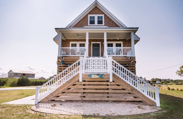 Perfect fishing village retreat with boat parking