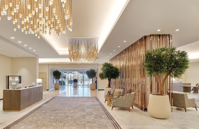 A journey of a lifetime! Experience luxury and comfort at Address Jabal Omar.