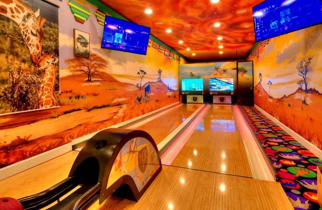 Safari - Sports - Wonder Triple House Listing