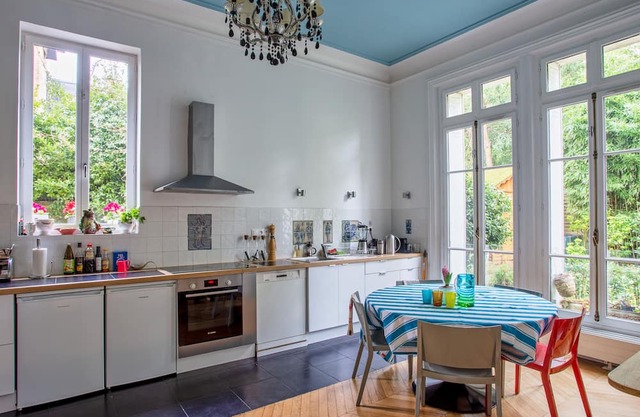 Private mansion in Neuilly-sur-Seine