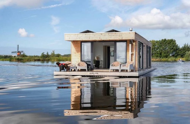 Comfortable houseboat 6p, location Kagerplassen