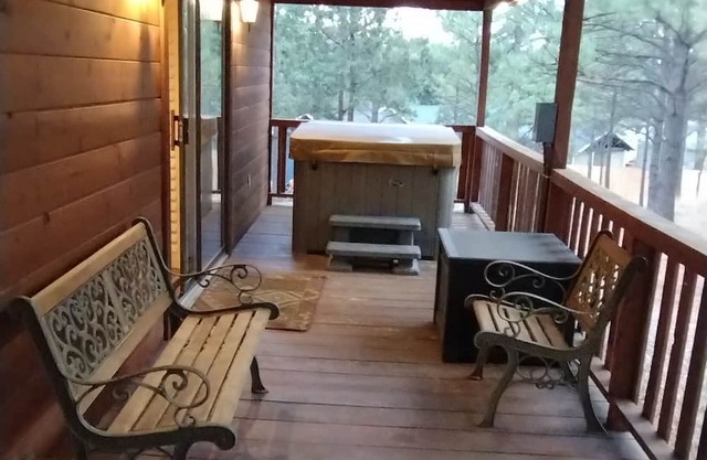 Pet-friendly house in the mountains!