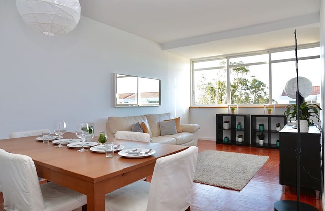 Big apartment near the beach and free parking