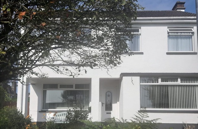 Relaxing Family home in quiet & peaceful location.5 miles to blue flag beaches.