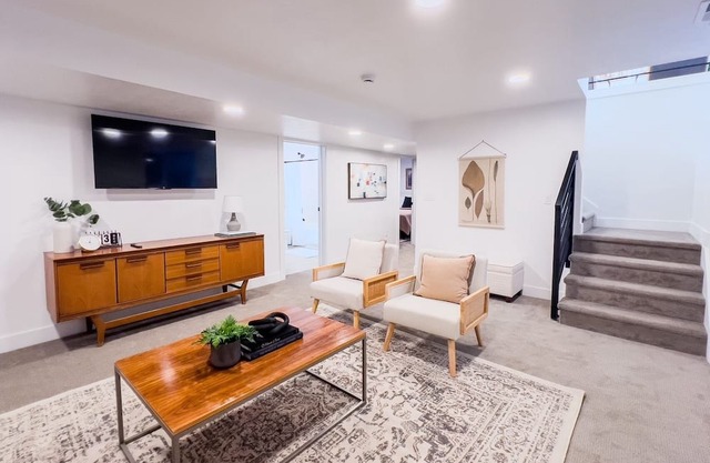 Ultra-modern Home in the Perfect Location