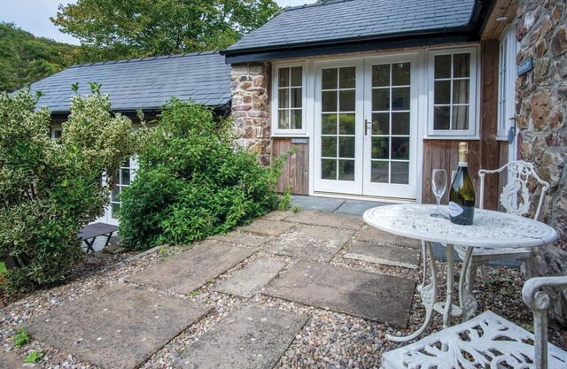Caradog - 1 Bedroom Studio - St Ishmael's