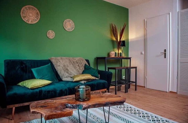 Central & Modern City Netflix Wifi up to 2 Person