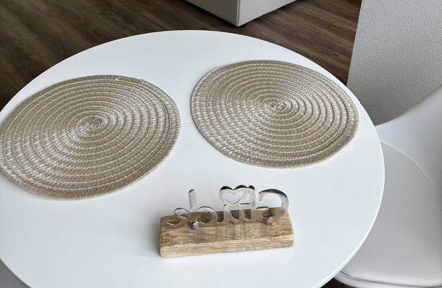 Über den Dächern Modernes Appartement Pool
