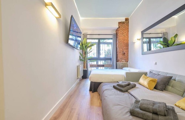 La Latina-City Centre-WiFi-A/C-SmartTV