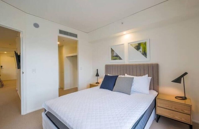 1BR Executive Apartment with Pool & Gym - Sleeps 3
