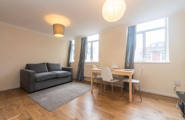 Pass the Keys | Central Flat Near Borough Market