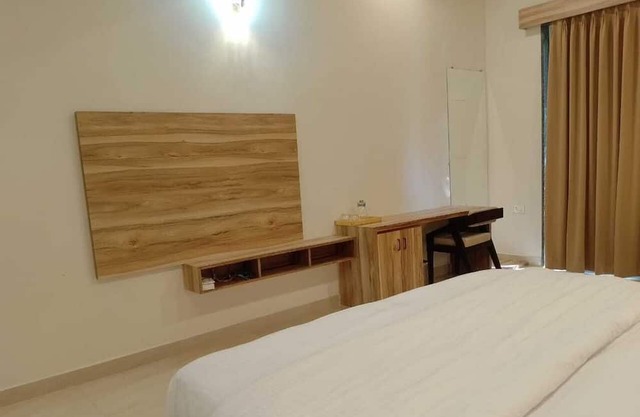 The Udaipur Luxurious Villa With Private Swimming Pool and Graden