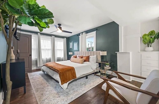 Spacious Stay: 5BR, FirePit, Hot Tub, Sleeps 12
