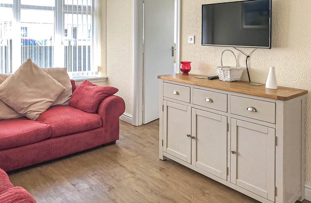 Comfortable bungalow with one double and one twin.