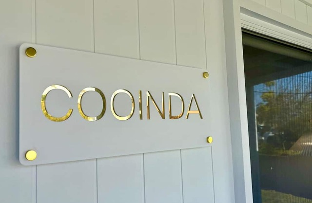 Cooinda on the Green - Your Happy Place! Golf Course Retreat with Kangaroo Views