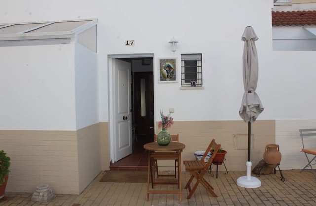 Holiday Home 'Casa Castillo De Las Guardas' with Mountain View, Wi-Fi and Air Conditioning