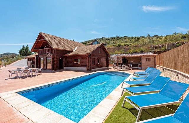 Nordic cottage on the Costa del Sol, enjoy the Andalusian climate with swimming pool!