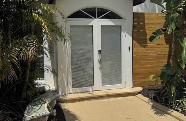 Tropical Oasis in The highly sought after Parkland FL 13 miles from the BEACH