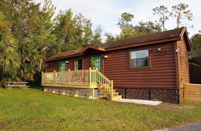 Mouse House Cabin: Disney's Legacy Fort Wilderness Cabin in Kissimmee