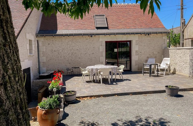 Cozy 2-bedroom cottage near Tours and Amboise