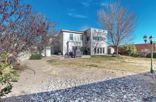 Perfect 3-bedroom house with AC in charming Las Cruces