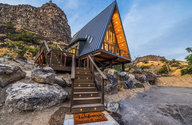 Peaceful Aframe Lux Cabin in Snake River Canyon