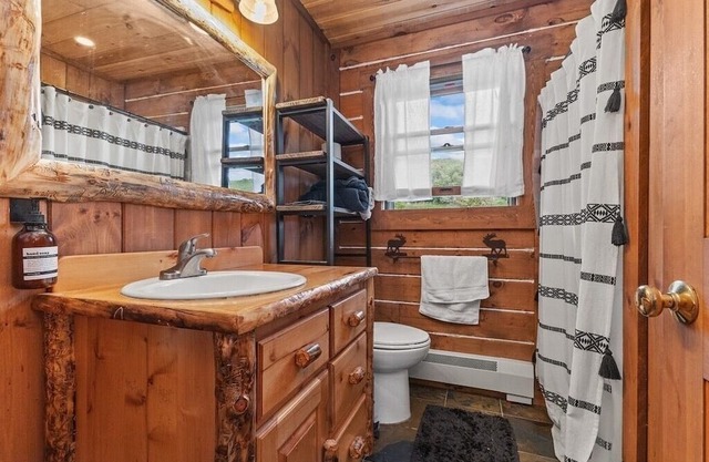 Charming 3-bedroom house in Yampa for a cozy getaway