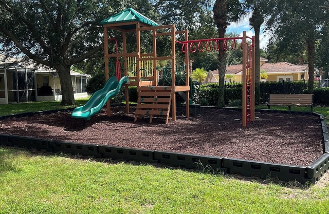 Kissimmee Memory Lane—3 bedroom, 2 bath fully furnished condo