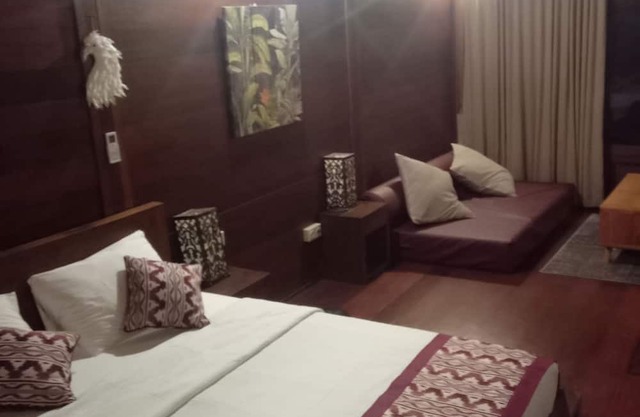 Enchanting wooden house with AC in Ubud for a relaxing getaway
