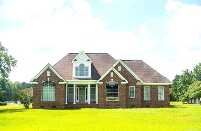 Spacious Countryside Retreat