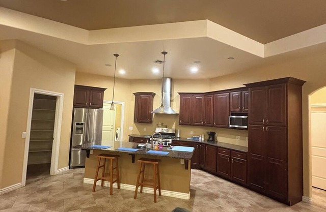 Comfortable for work, or family, 4-bedroom house with AC in charming Safford