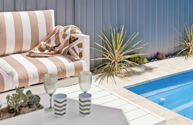 Endless Summer Sawtell – Pool, Sleeps 6, Fun!
