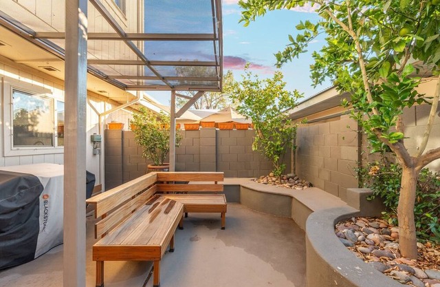 3 Bdrm Scottsdale Townhome