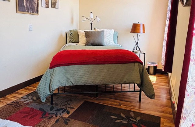 Historic Shay Building Apartment