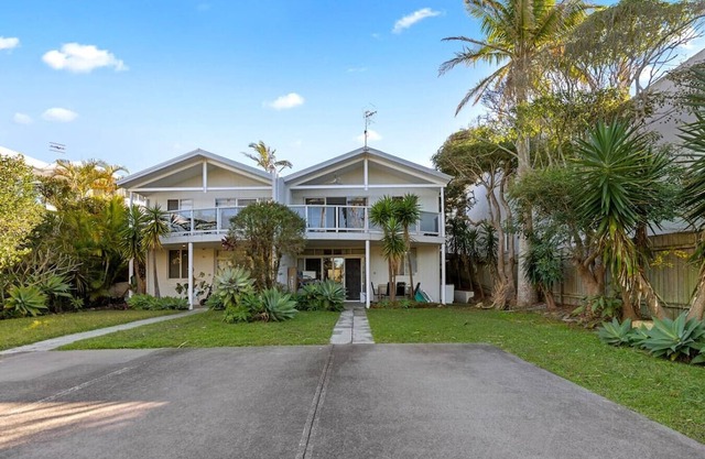2BDR Beachside Bliss in Wamberal