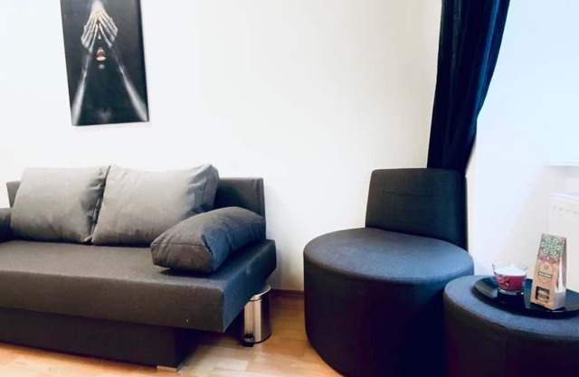 Comfortable Room by Währinger Park, Shared Apt