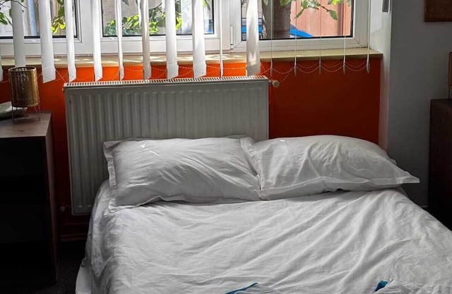 Ultra central room, ready for a good night sleep!