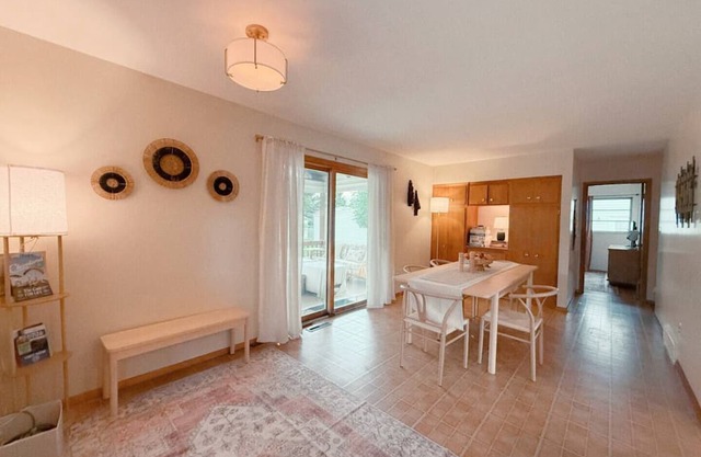 Cute, Clean, Cozy Family Home near Playground+Pool