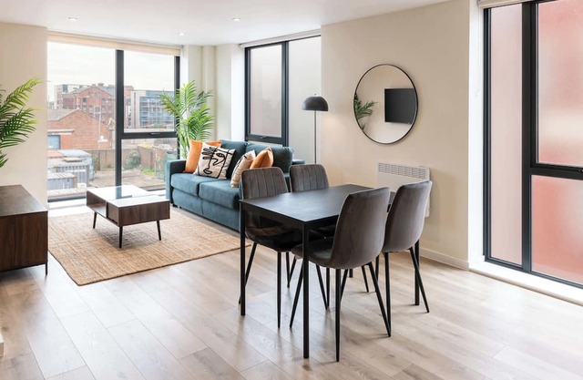 Contemporary 1BED Apartment in Central Liverpool