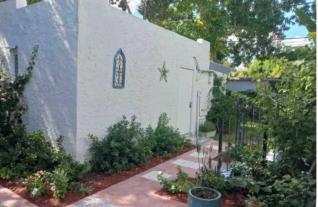 Calle Ocho Cottage