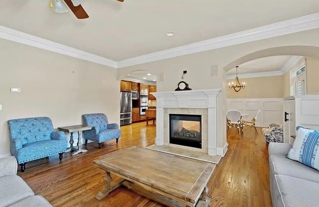 Quaint 4-bedroom house with a basement in brilliant Atlanta/sandy springs