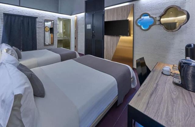 3 Stylish Rooms in 19th-Century Building Near Historic Attractions and Museums