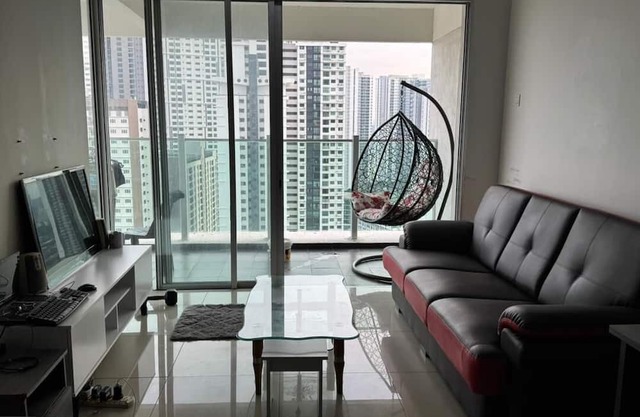 Maxim City Lights, 28th Floor City View with Balcony