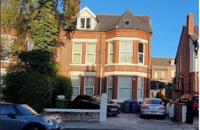 3 Bedroom Apartment - Borough Road