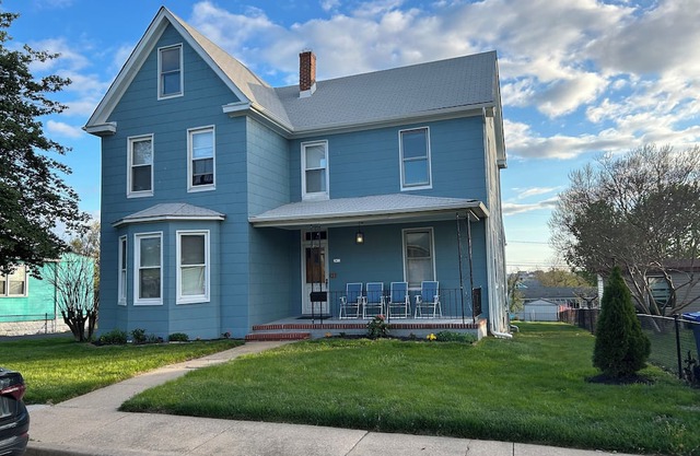 Family friendly Tranquil apartment with AC in vibrant Baltimore.